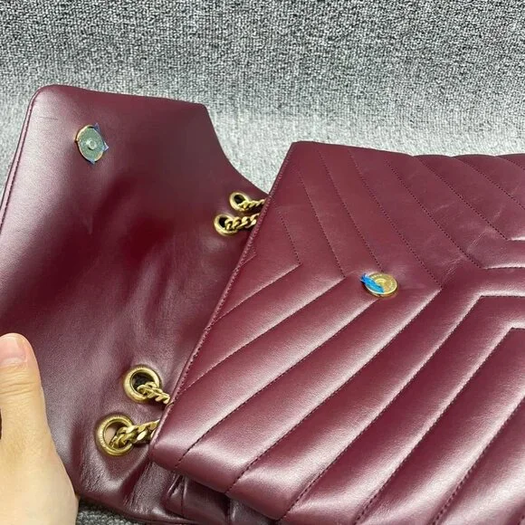 100% Authentic Yves Saint Laurent Medium leather Shoulder Bag - Picture 12 of 14